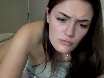 girl
        junesworld cam image #3173721