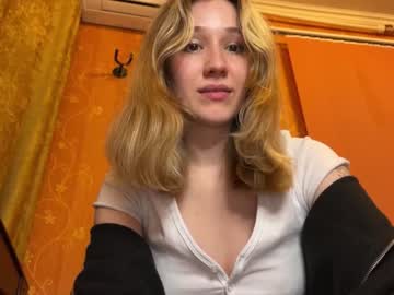 girl
        juicy_rich_ cam image #1266955