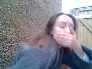 girl
        eatmypie69 cam image #2897065