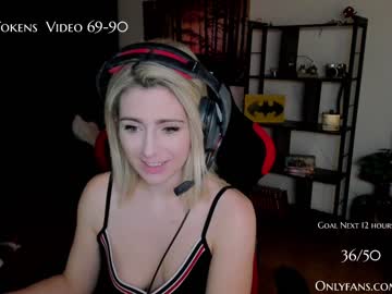girl
        kimilee22 cam image #154566