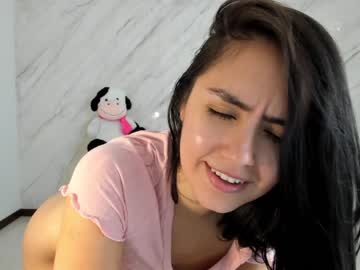 girl
        allisonpalmer cam image #3449420