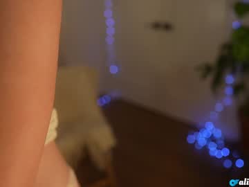 girl
        alisonrouge cam image #393956