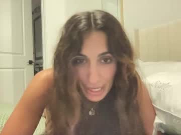 girl
        camiliakxoxo cam image #5090611