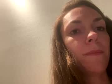 girl Live Cam Girls Love To Strip Naked For Their Viewers with thatgir24