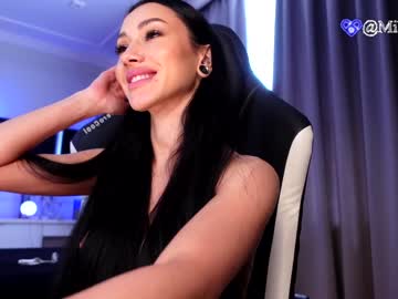 girl
        miladenver cam image #1961703