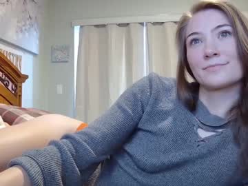 girl
        katynowhere cam image #5449250
