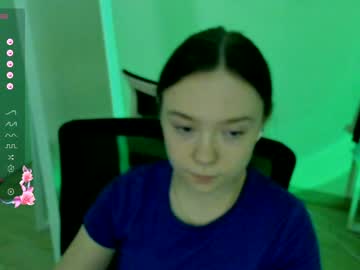 girl
        _margoqueen_ cam image #5359843