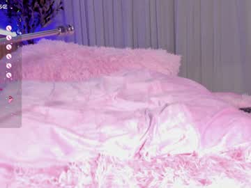 girl
        little_effy18 cam image #3962874