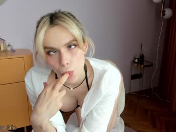 girl
        _hidden_gem_ cam image #6919220