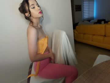 girl
        ehotlovea cam image #40814