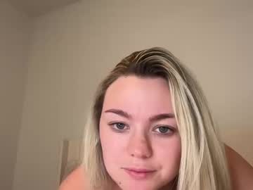 girl
        dmaxkenz cam image #5379192