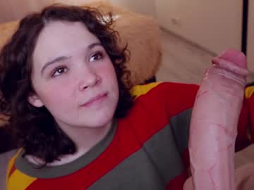 girl
        chery_lady22 cam image #934483