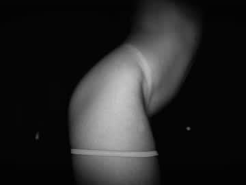 girl
        hannahjames710 cam image #263192
