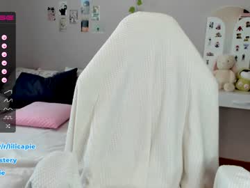 girl
        lilicapie cam image #2269893