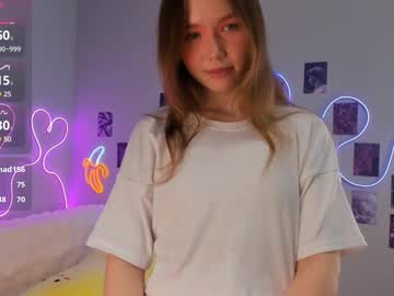 girl
        fly_best cam image #6462383