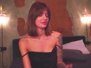 girl
        dreamana cam image #2898701