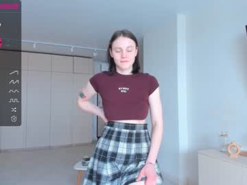 girl
        megancooks cam image #1091564
