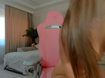 girl
        tiffanyhouston_ cam image #5682744