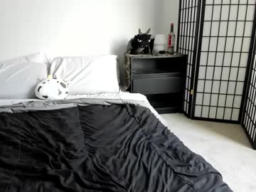 girl
        xlunaskye cam image #4910999