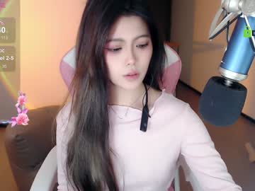 girl
        akina520 cam image #4613756