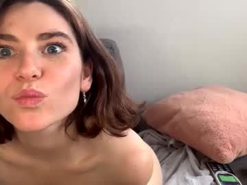 girl
        summer_always cam image #5584945