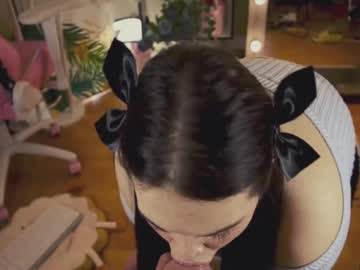 girl
        chery_lady22 cam image #6112258