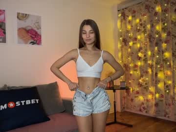 girl
        paaulina cam image #5612845