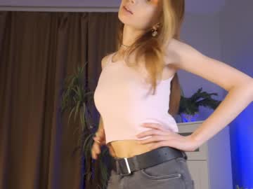 girl
        amandashah cam image #2243908