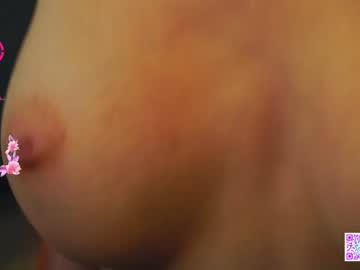 girl
        audreycarvin cam image #5434112