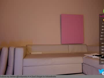 girl
        hollyextra cam image #2193560