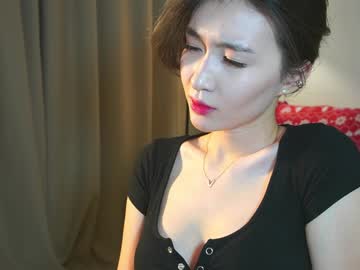 girl
        natsumiito cam image #5835021