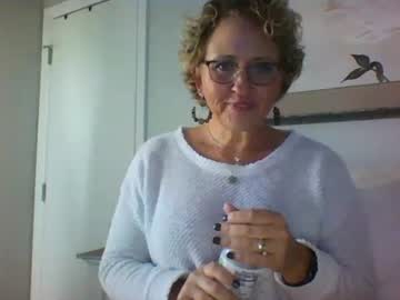 girl Live Cam Girls Love To Strip Naked For Their Viewers with momnxtdoor