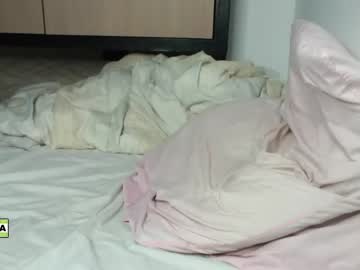 girl
        latinella cam image #3547721