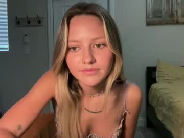 girl
        alizabethblake cam image #1217964