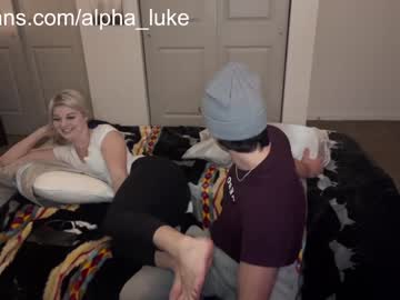 couple
        alpha_luke cam image #501655
