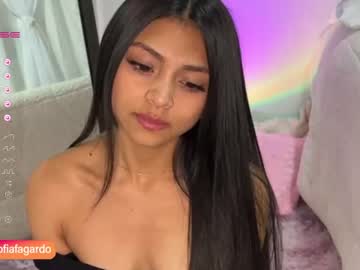 girl
        sweet_littleee cam image #681685