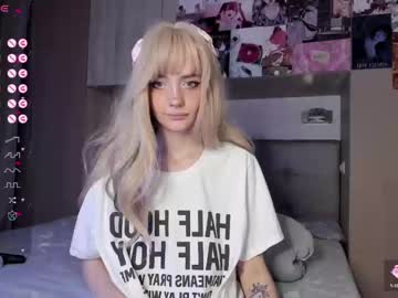 girl
        elizabethbritanny cam image #4415154