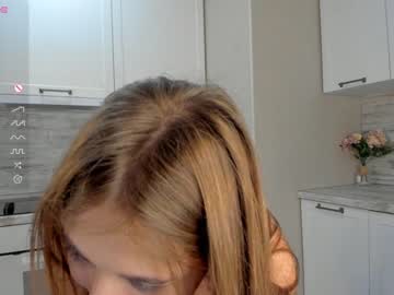 girl
        demifletcher cam image #2610193