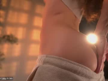 girl
        myliss cam image #6452960