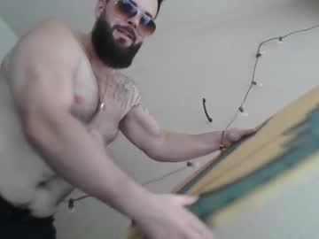 couple
        beautybeautynhairybeast cam image #4989241