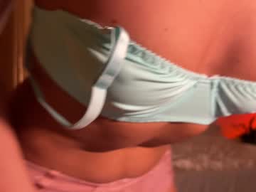 girl
        helensheaven cam image #6023066