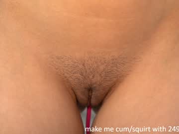 girl
        dovia cam image #3530404