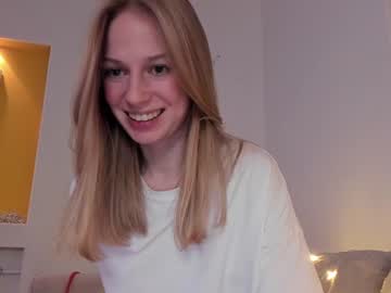 girl
        magic_couple13 cam image #3213883