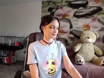 girl
        jennycutey cam image #1443162