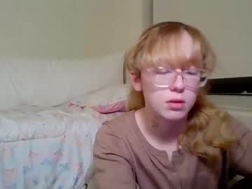 girl
        blonde_katie cam image #3516767