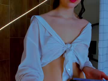 girl
        toxl cam image #874239