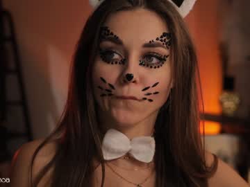 girl
        lettymoa cam image #4257271