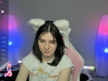 girl
        raiden_maid cam image #4937508