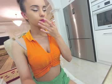 girl
        ehotlovea cam image #207171
