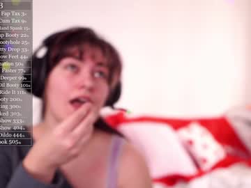 girl
        evelynpiers cam image #3559053